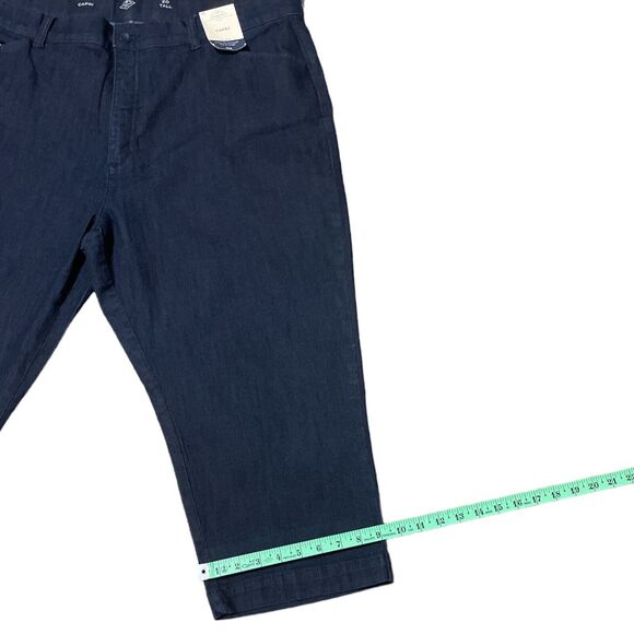 Women's St. Johns Bay Crop Pants Blue Denim Mid Rise Capri SZ/ 20 TALL - Picture 6 of 13